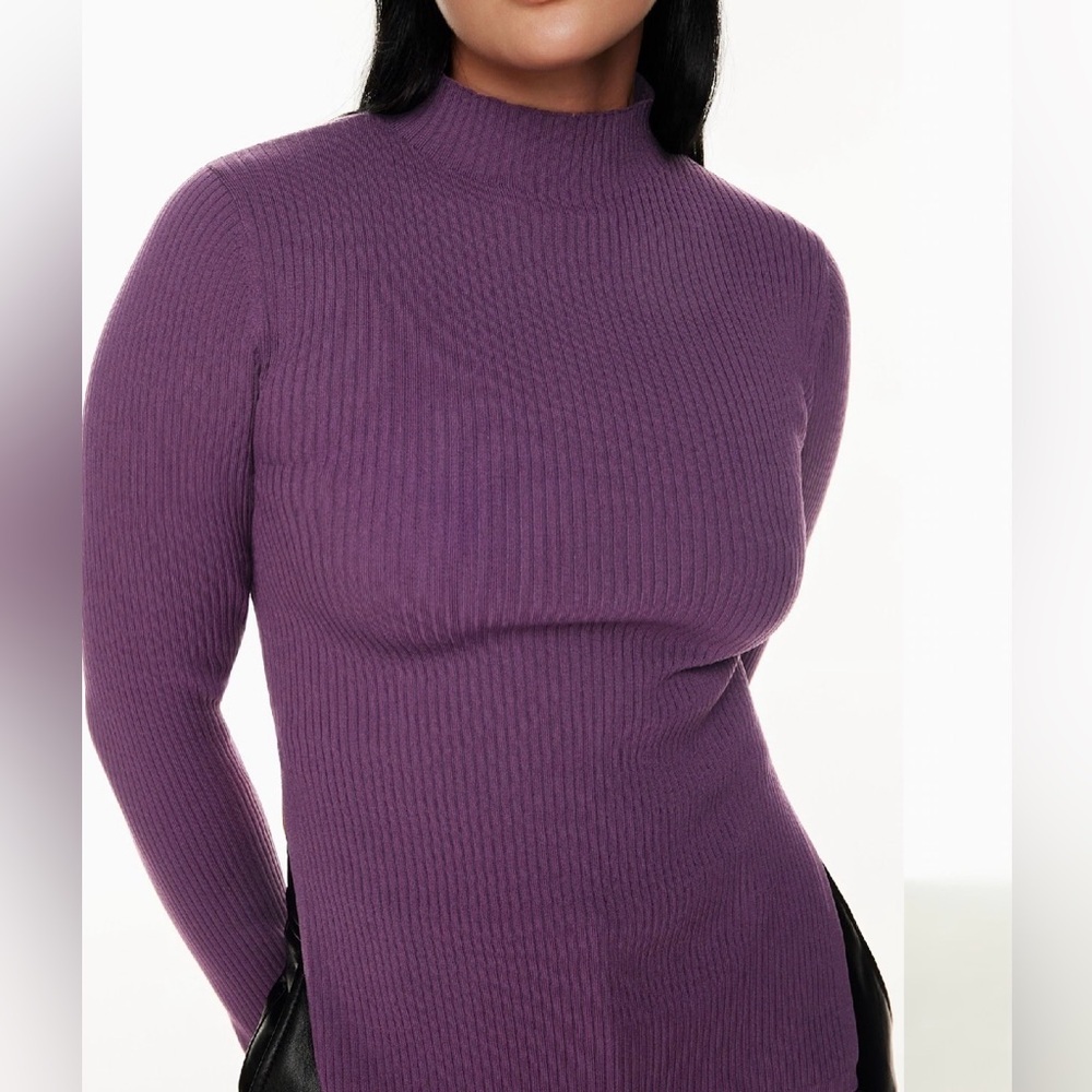 Aritzia Babaton Sculpt Knit Tie Back  Sweater in Dewberry Purple Size Small